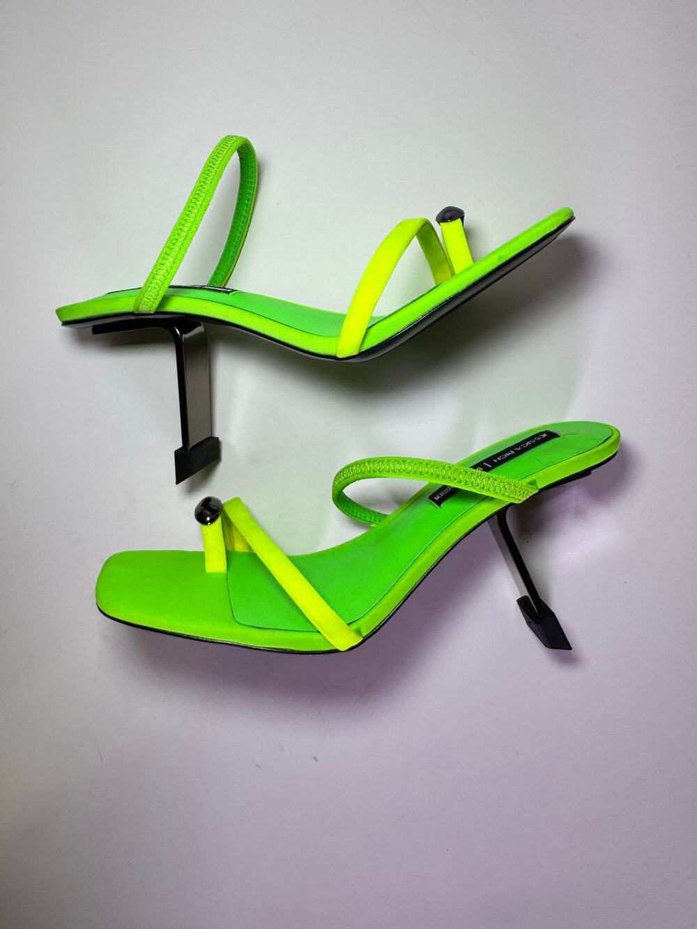 Jessica Rich x Steve Madden Neon Lime Harriet Heels 💚🖤 8.5 M